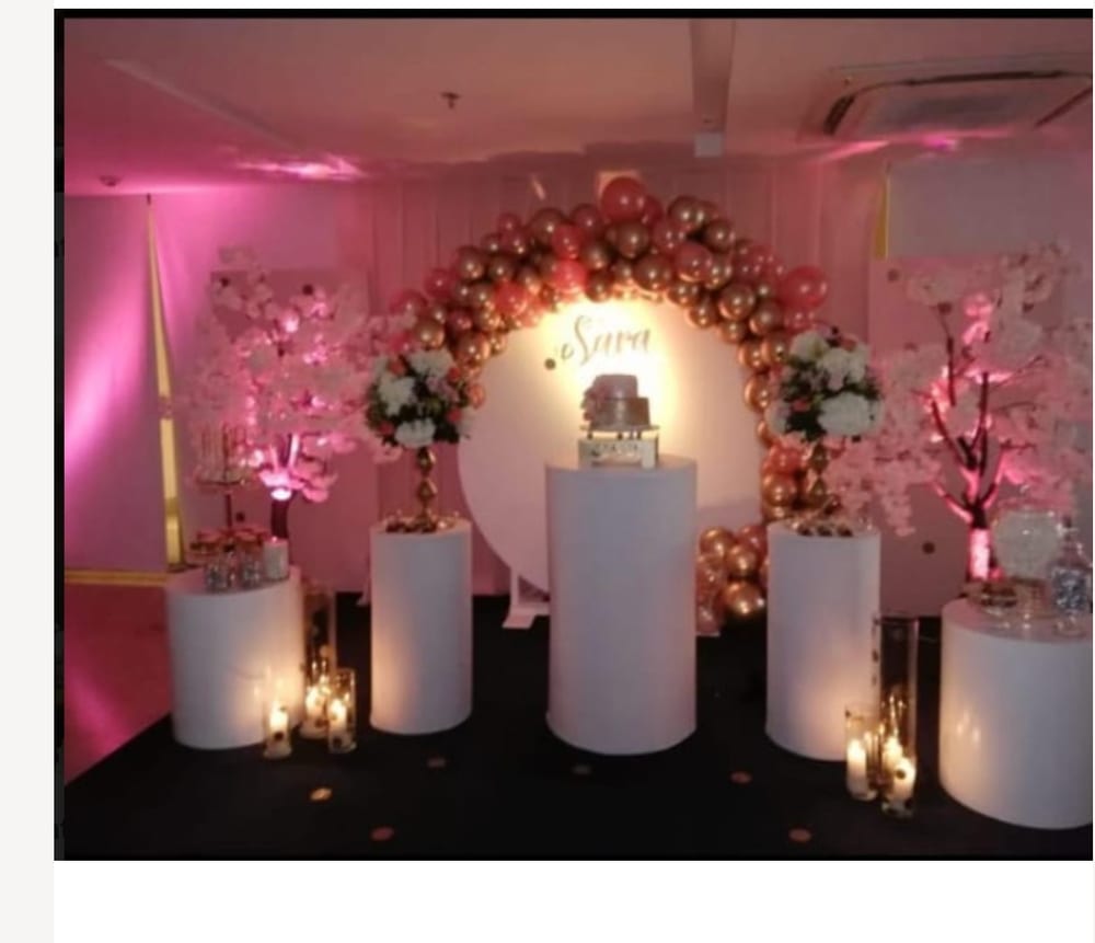 Mesa cilindro para alquiler en eventos