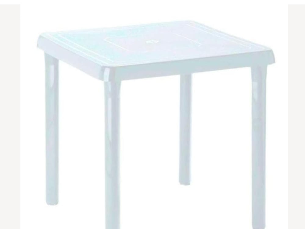 Mesa plástica Rimax 4 puestos para alquiler en eventos